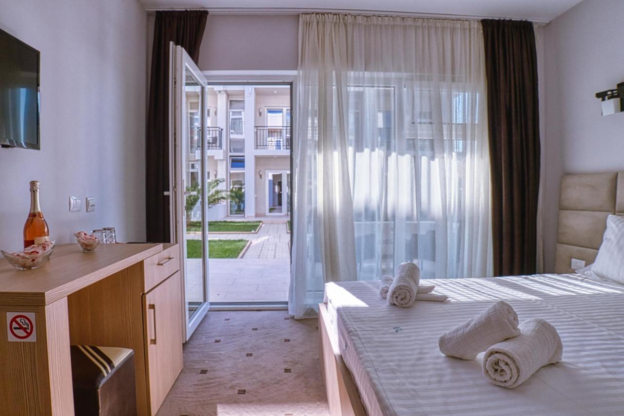 Sammos Beach Resort Navodari Exterior photo